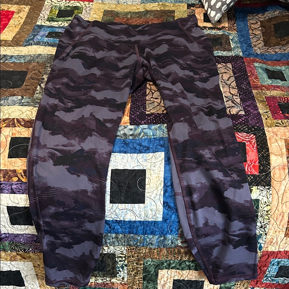 All in Motion women’s Camouflage leggings